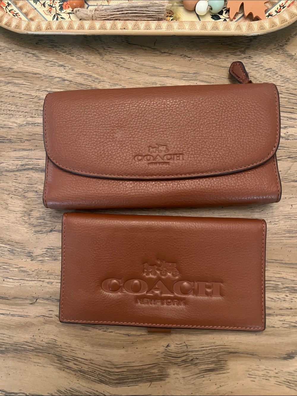 COACH Leather Wallet and checkbook cover in Warm Chestnut Brown